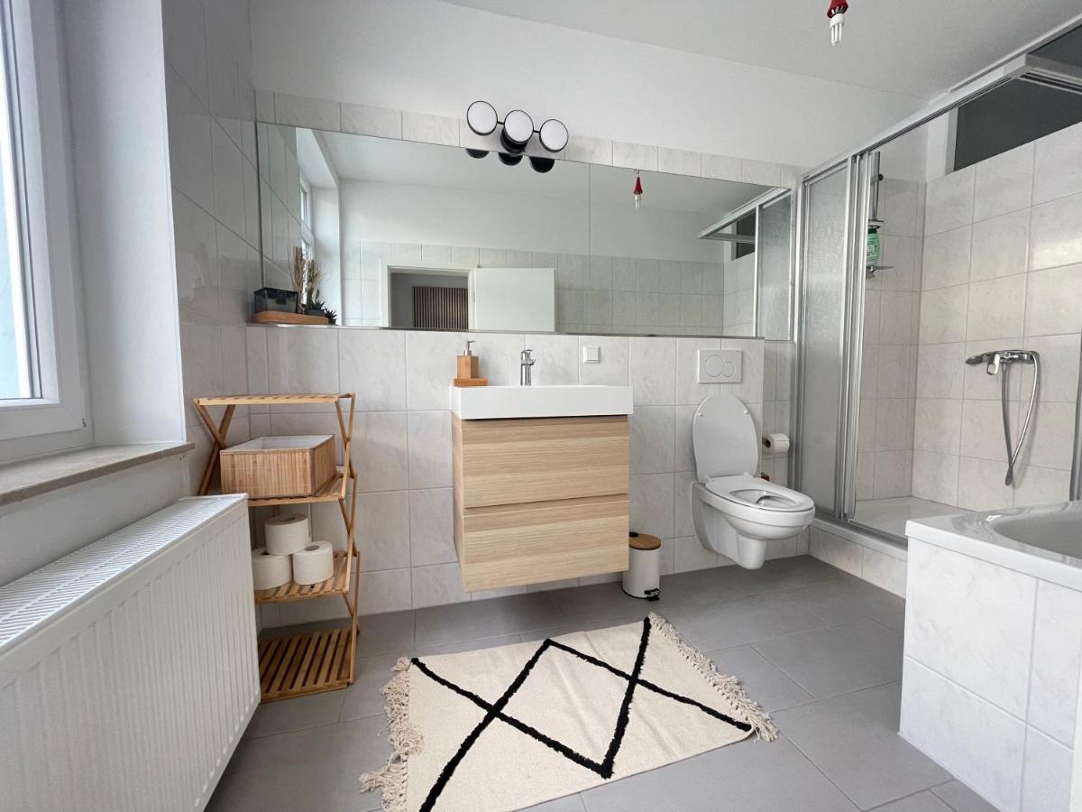 150Qm - 5 Rooms - Free Parking - Mallibase Apartments Hanover Exterior photo